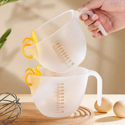 1PC Large-Capacity Measuring Cup with Filter Egg Liquid Tart Measuring Cup with Scale Kitchen Cooking Filter Bake Bowl Supplies